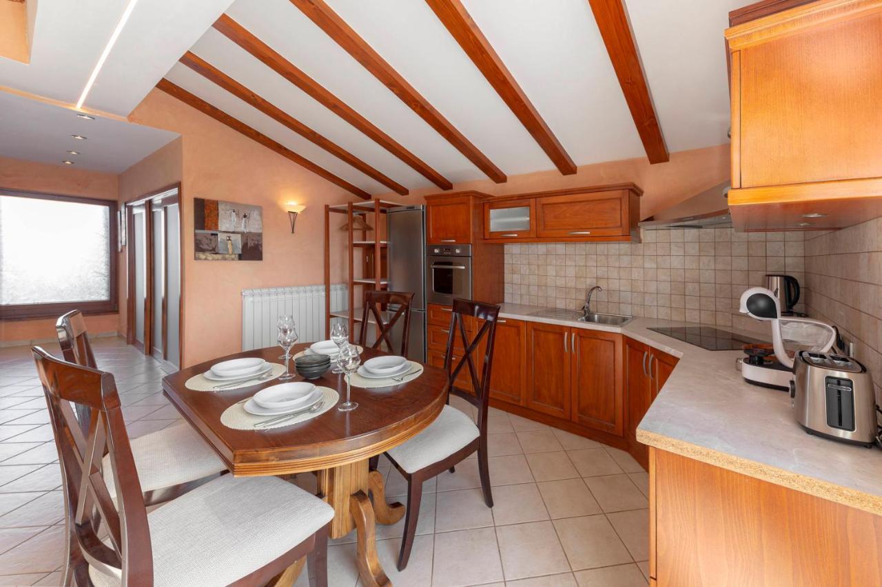 Apartma Koper Pobegi Экстерьер фото
